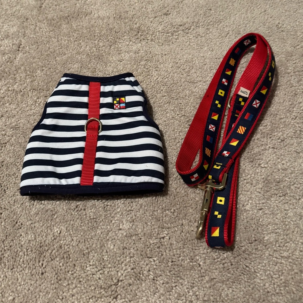 Ellen Degeneres Matching Dog Harness & Leash Set